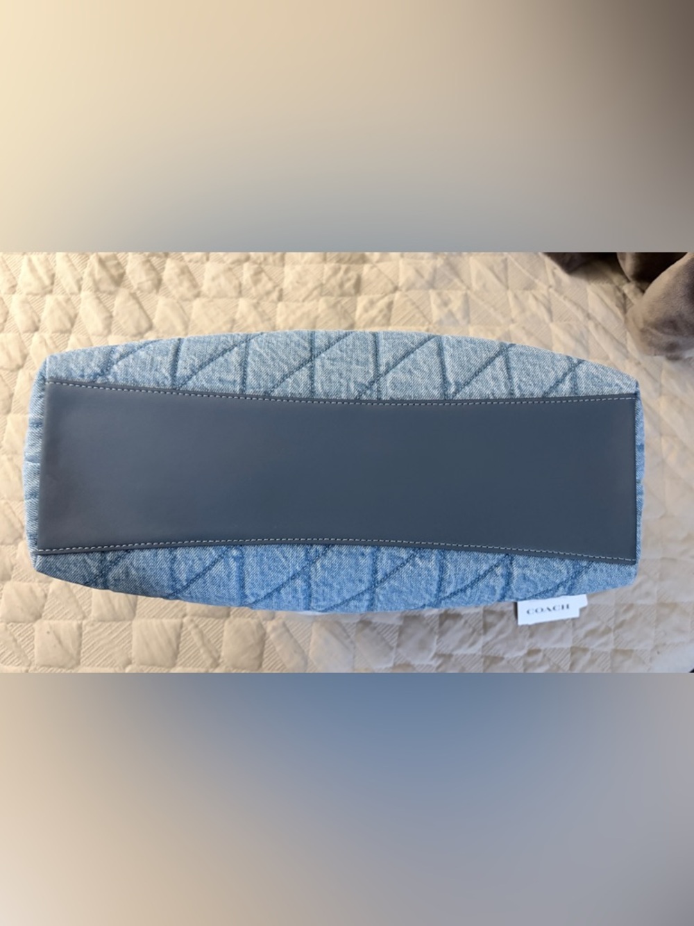 Coach Evelyn Denim Shoulder Bag in Regenerative Cotton with Quilting - Picture 5 of 6